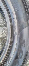 Zimní pneu 215/65/17. 6,5mm - 6