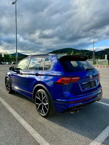 Volkswagen Tiguan R 90tisKM 320k Individual Akrapovič DPH - 6