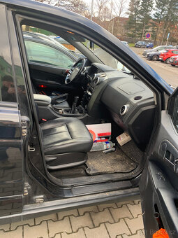 PRODÁM SSANGYONG ACTYON SPORT - 6