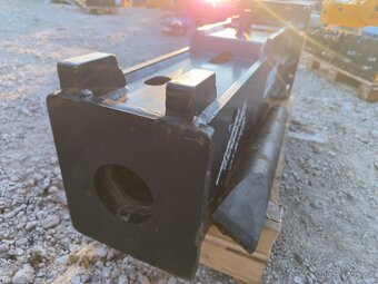 Hydraulické kladivo 10-16t - 6