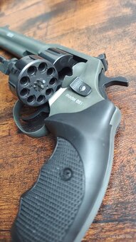 Flobert revolver ALFA 661 cal. 6mm - 6