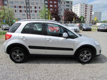Suzuki SX4 1.6i 88kW 4x4, 1.majitel, serviska, nová STK - 6