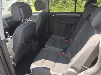 VW TOURAN 2,0 TDI DSG - 6