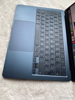MacBook Air M2 (2022), CZ klávesnice, 8/256 GB + Magic Mouse - 6