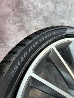 Zimní sada Mercedes CLA AMG 225/40R19 93H - 6