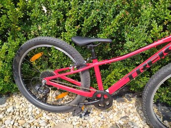 Dětské kolo Trek PRECALIBER Magenta, velikost 24" - 6