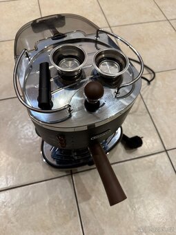 Kávovar DeLonghi - 6