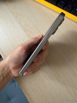 IPhone 15 Pro, 259Gb - 6