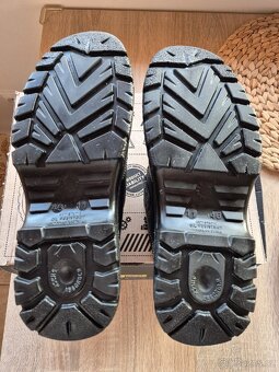 Pracovní sandály PANDA - 6