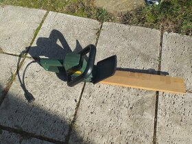 Prodám nůžky na živý plot Black&Decker vyrobeno v Anglii - 6