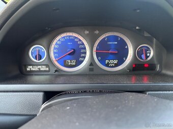 Volvo XC90 2.4 - 6