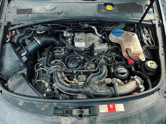 Vůz na díly Audi A6 C6 4F S-Line avant 2006 BMK HKG LZ5D - 6