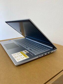 Notebook ASUS VivoBook - i5/8GB/512GB/WIN 11 - 6