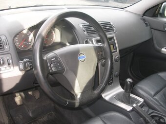 VOLVO V50 ,1.6,80KW,MANUÁL,AUTOMATICKÁ KLIMA,TEMPOMAT, - 6