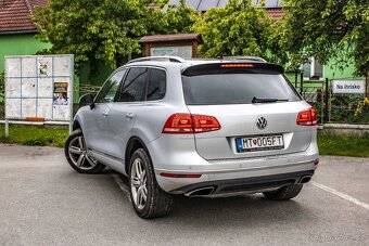 Volkswagen Touareg II 3.0 V6 TDI BMT Premium 4MOTION - 6