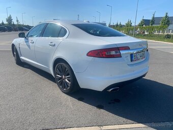 Jaguar xf 3,0 - 6
