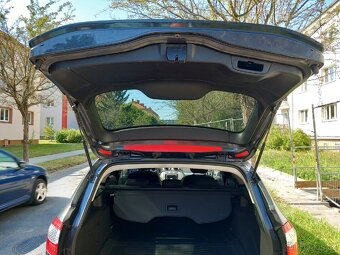 Ford Mondeo combi, 1.6 benzín, 2008 - 6