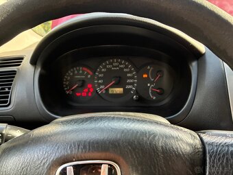 Honda Civic 1.4 - 6