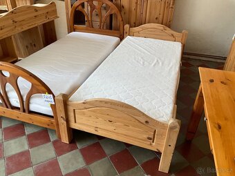 Prodám postel jednolůžko Masiv - 6