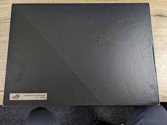 Herní notebook Asus ROG Flow X16 - 6