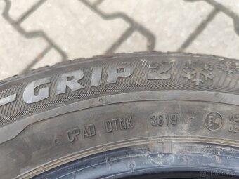 Zimní pneu 185/65/15 - 6