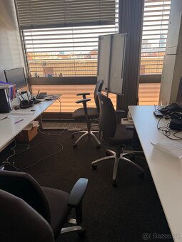 Kancelářský stůl - 6