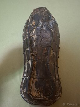 Starožitná hliněná pletená forma miminko - 6