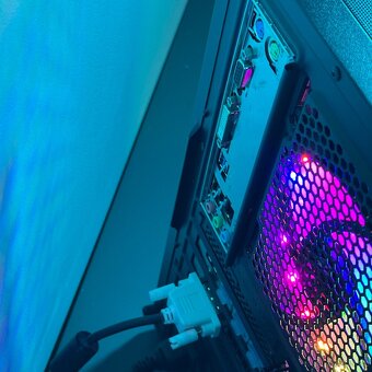 HERNÍ počítač + monitor + klávesnice a myš. (SSD + HDD) - 6