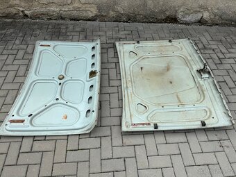 Volha Gaz 24 , přední kapota- zadní víko kufru - 6