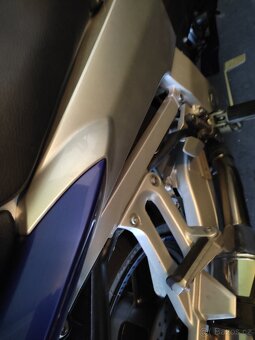 Yamaha FJR 1300 - 6