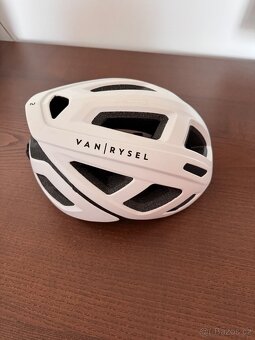 Prodám cyklistickou helmu Van Rysel - 6