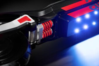 Elektrokoloběžka Aprilia - 6