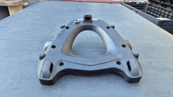 Prodám použitou plotnu Givi M5 - 6