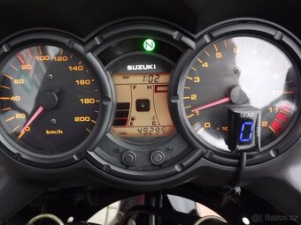 Suzuki DL 650 V-strom - 6