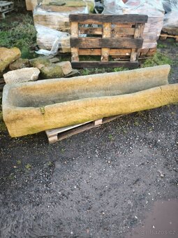 Starý pískovec materiál,sloupy, dlažba, Štoky atd - 6