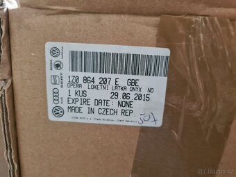 NOVÁ Loketní opěrka Octavia 2 Černá látková - ORIG - 6