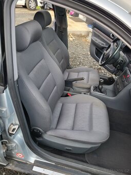 Audi a4 1.6i - 6