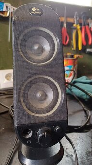 bedny k PC Logitech X-230 - 6