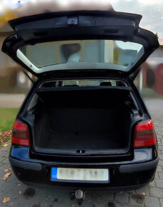 Volkswagen Golf - 6