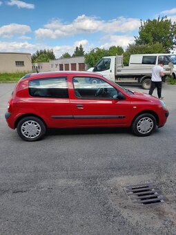 Renault Clio - 6
