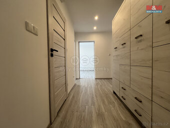Pronájem bytu 3+kk, 56 m², Karviná, ul. tř. Těreškovové - 6