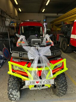 Svatební výzdoba na auta - 6