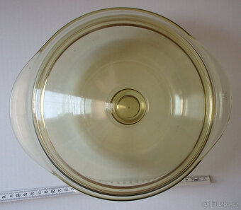 Retro váha, modré nádobí a žáruvzdorné sklo - 6