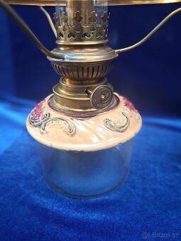 Petrolejová lampa z majoliky - 6