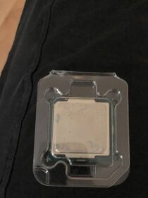 Procesor Intel i510400F + stock chladič - 6