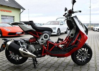 Italjet Dragster 200 ABS NOVÉ SKLADEM benzín automat 13 kw - 6