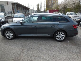 Prodám Škodu Superb 1.6 TDI 77kw DSG Panorama rv 12/2017 - 6