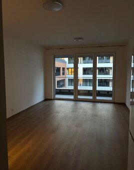 Pronájem bytu 1+kk 41 m² - Svitákova (PRAHA) - 6