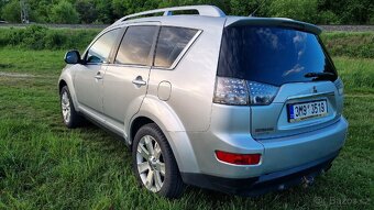 Mitsubishi Outlander II 2.0 DI-D 4x4 - 6
