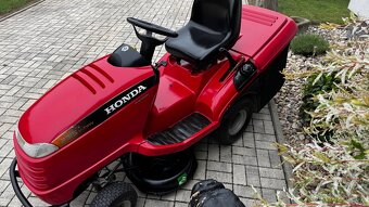 Honda 2315 zahradní traktůrek,traktor 2 VÁLCE - 6
